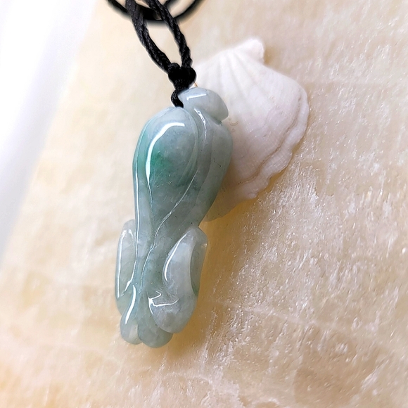 Certified Jadeite Hand Carved Cabbage Pendant NWT - Picture 3 of 7